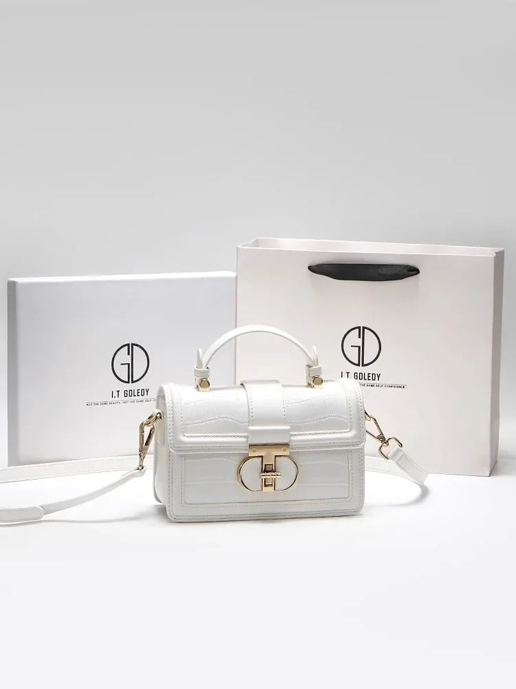 Bolso Valeria con Acabado Alligator y Diseño Exclusivo de Alta Gama