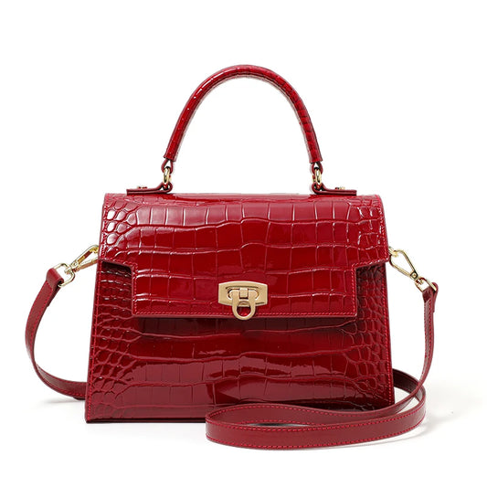 Bolso Celeste con Piel Genuina y Efecto Brillante de Lujo